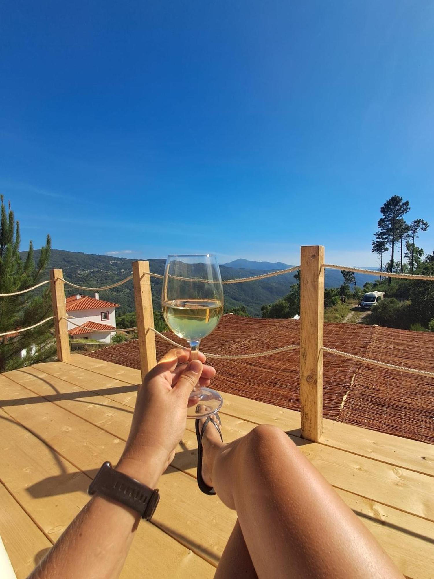 הוילה Folhadosa Monkey Tiny Barnhouse With Amazing Views! מראה חיצוני תמונה