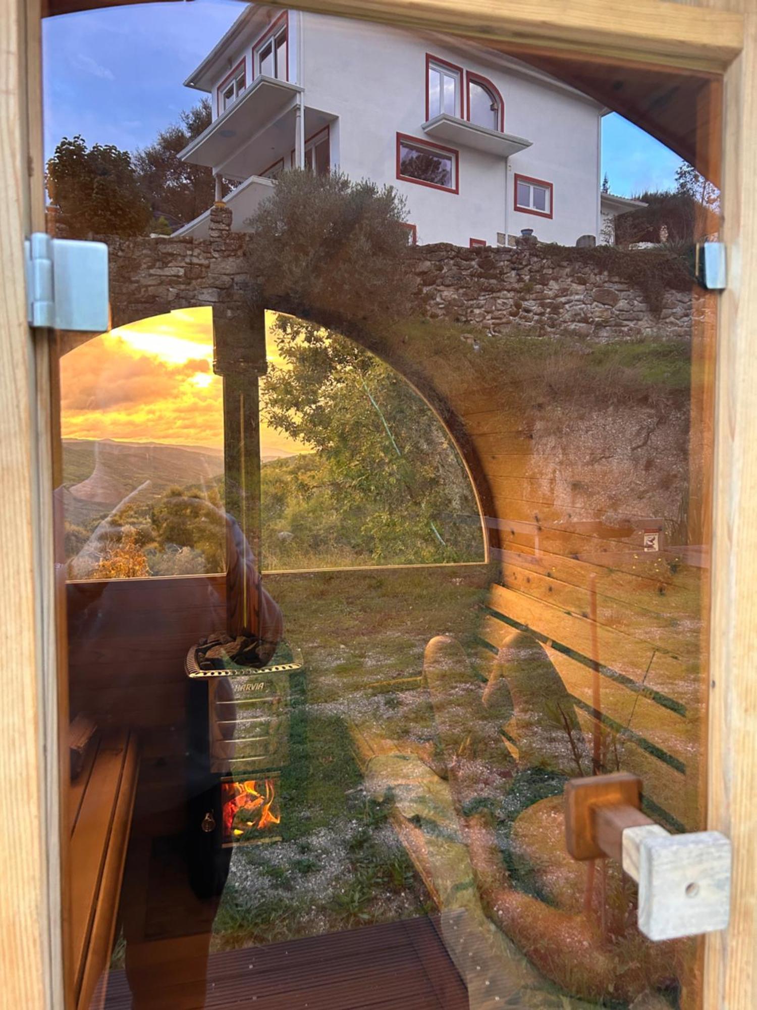 הוילה Folhadosa Monkey Tiny Barnhouse With Amazing Views! מראה חיצוני תמונה